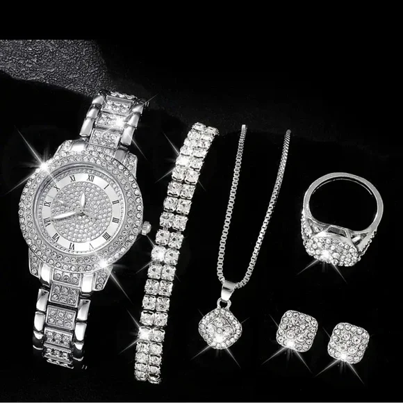 Watch set with accessories - Picture 1 of 1